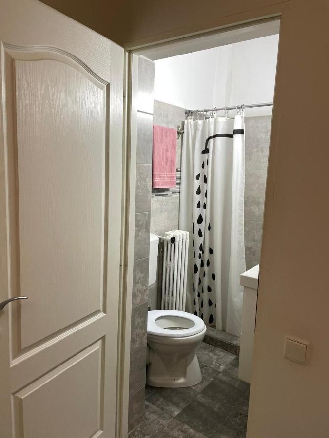 Apartamento Centru Charming New Apartament Piata Universitate Bucarest Exterior foto